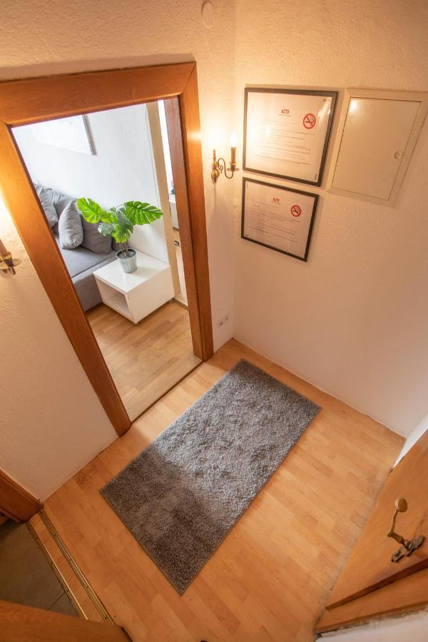 Traditional Old Town Apartment Hall in Tirol Luaran gambar